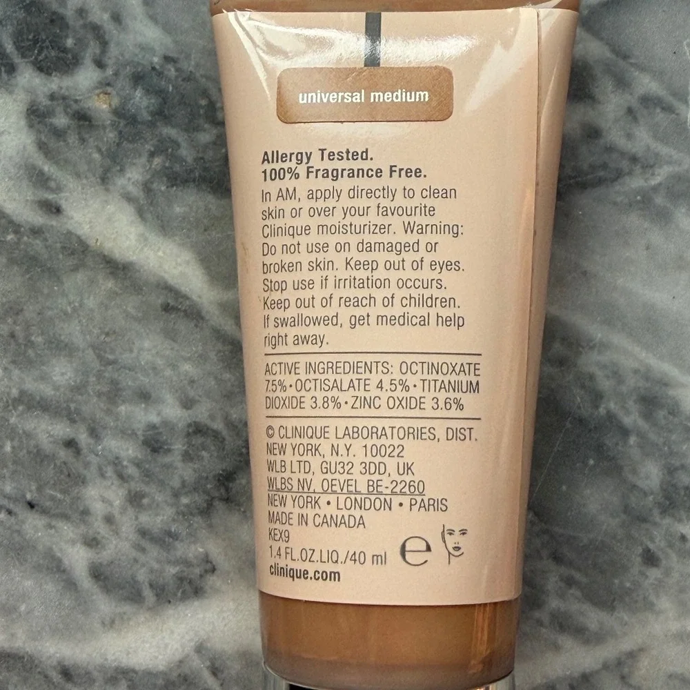 Clinique Moisture Surge Sheertint Hydrator SPF 25 - Universal Medium